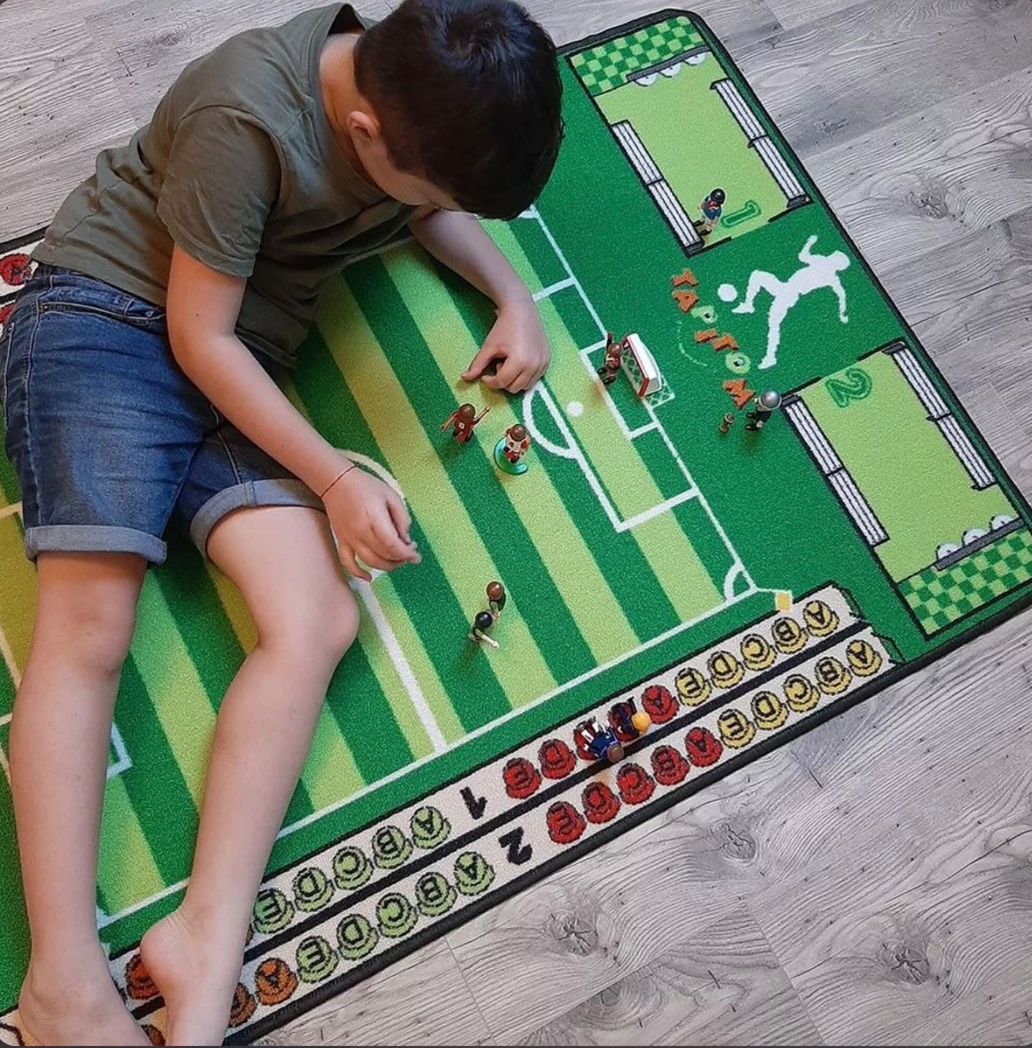 Tapis de jeu pour enfant football 95 x 133 cm